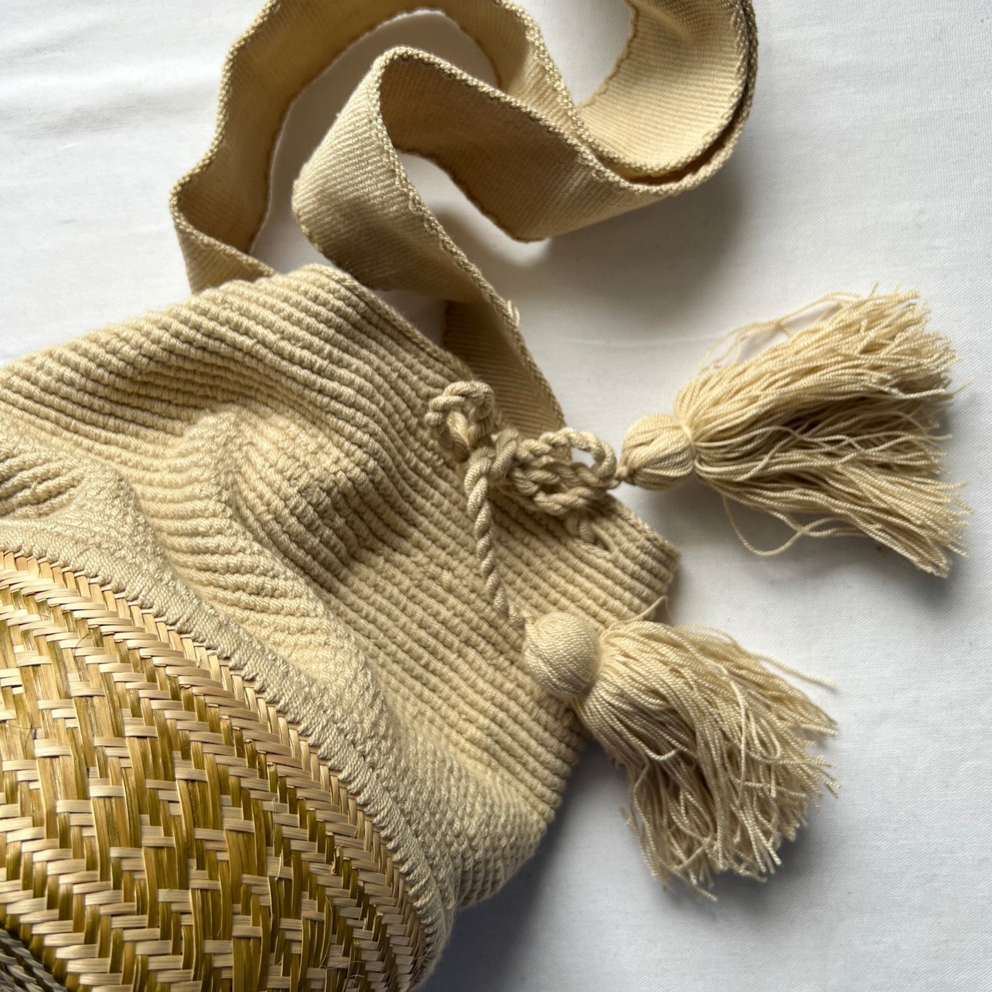 Cream & Jute Wayúu Style Bag
