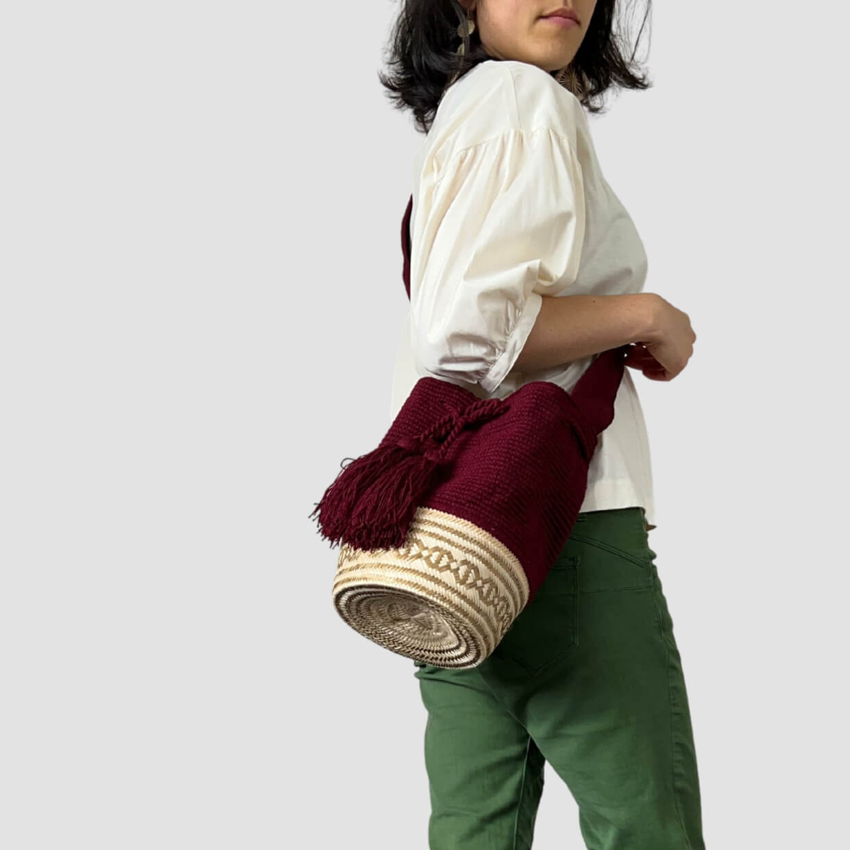 Wine & Jute Wayúu Style Bag
