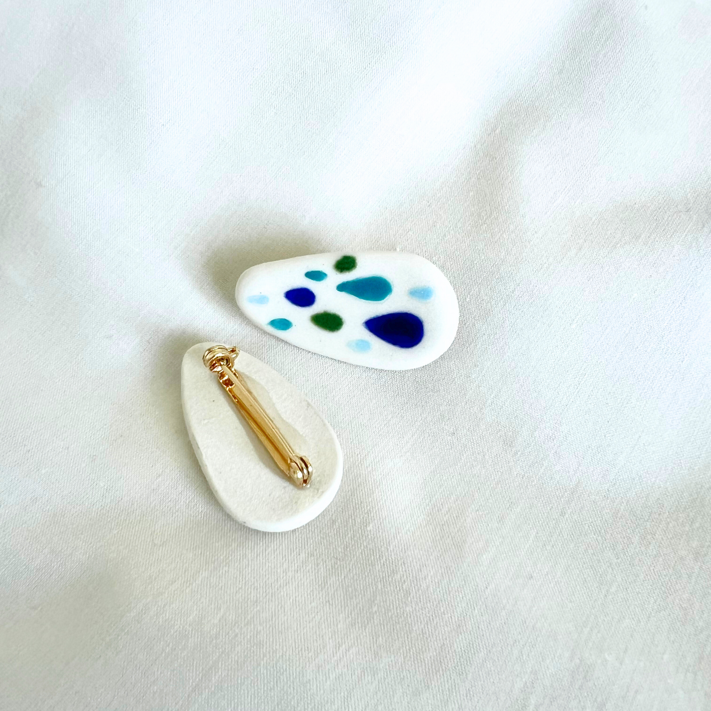 Rise & Receive Brooch
