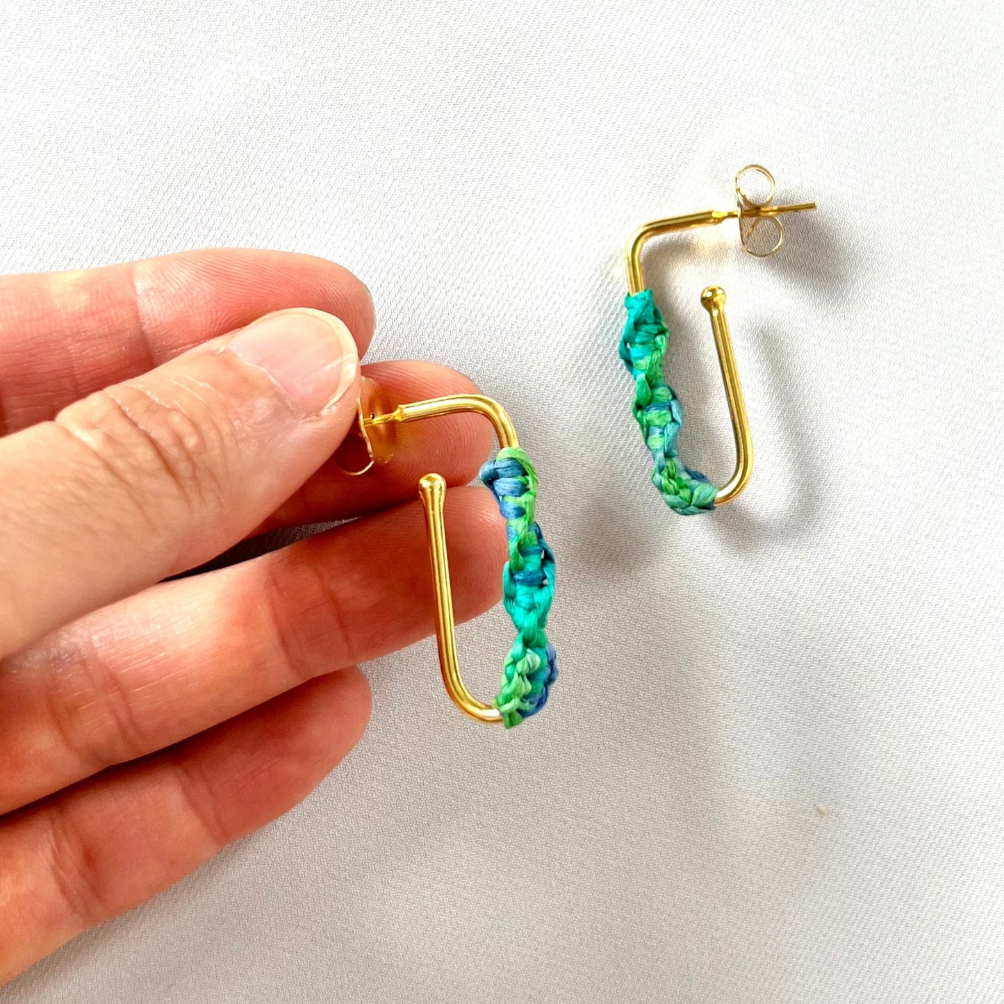 The Seeds Raffia Studs